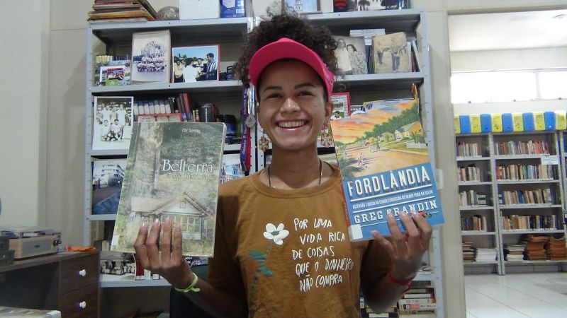 Eva Edilene Pedroso - Universitária curso de História- UEPA